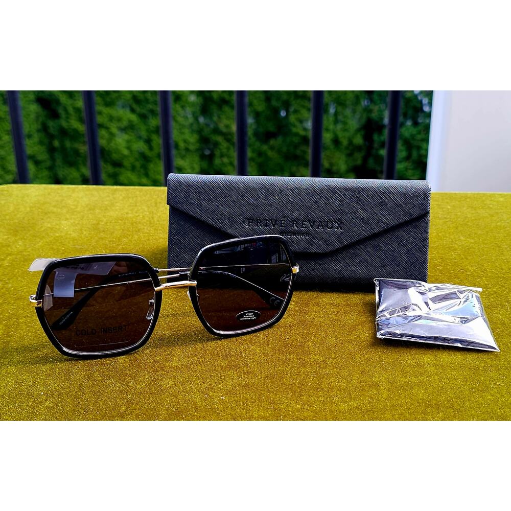 Privé Revaux By the Bay Black Gold Geometric Polarized Sunglasses w/ Case & Clot